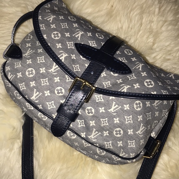 Louis Vuitton Navy Mini Lin Saumur Crossbody Bag - Picture 4 of 14
